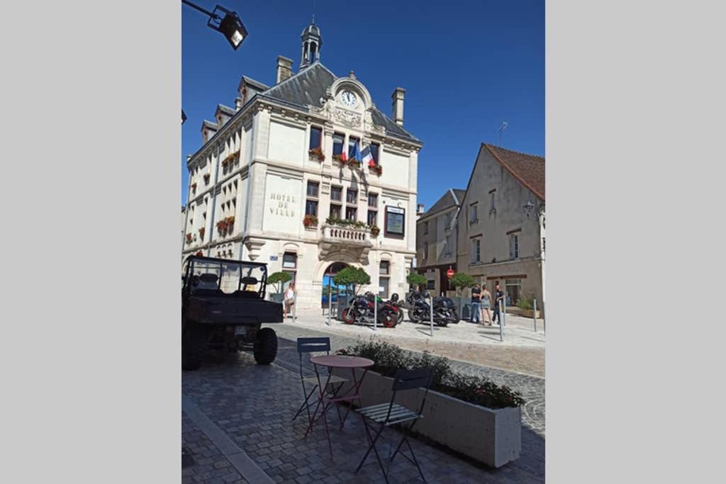 Studio Charmant Avec Vue Magnifique! Montrichard Exterior photo