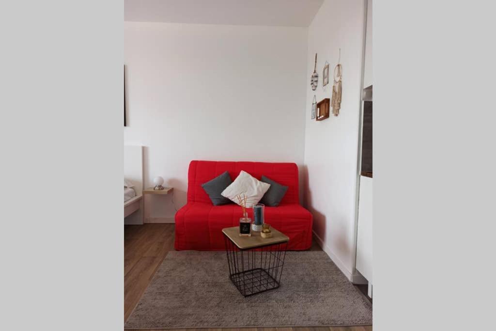 Studio Charmant Avec Vue Magnifique! Montrichard Exterior photo